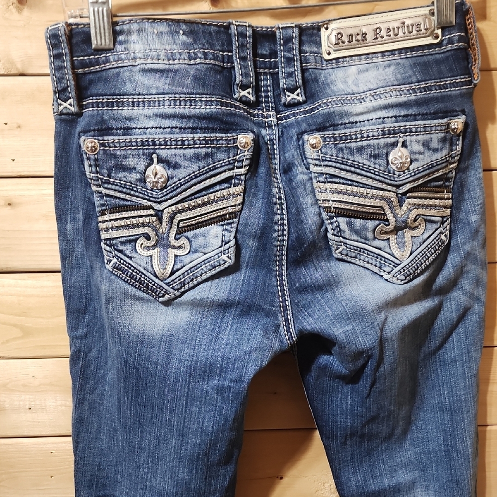 Womans Rock Revival Jeans Thrashed Mid Rise Straight Size 27 Cotton Stretch